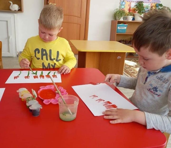 Шебер қолдар